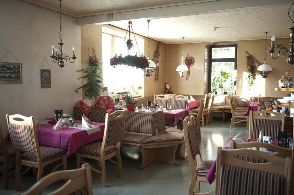 Hotel & Ristorante Positano Radeburg Екстер'єр фото